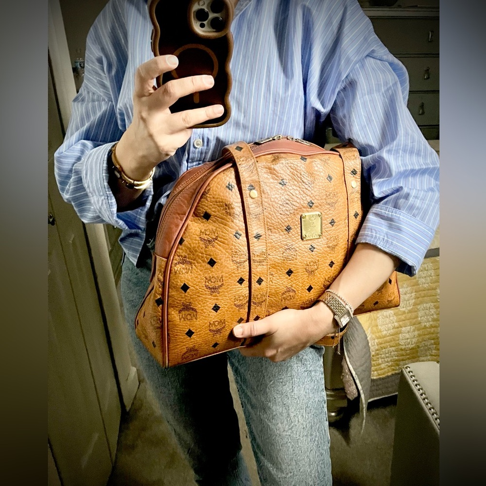 Authentic MCM vintage Congnac shopper tote large shoulder bag (KHS01)